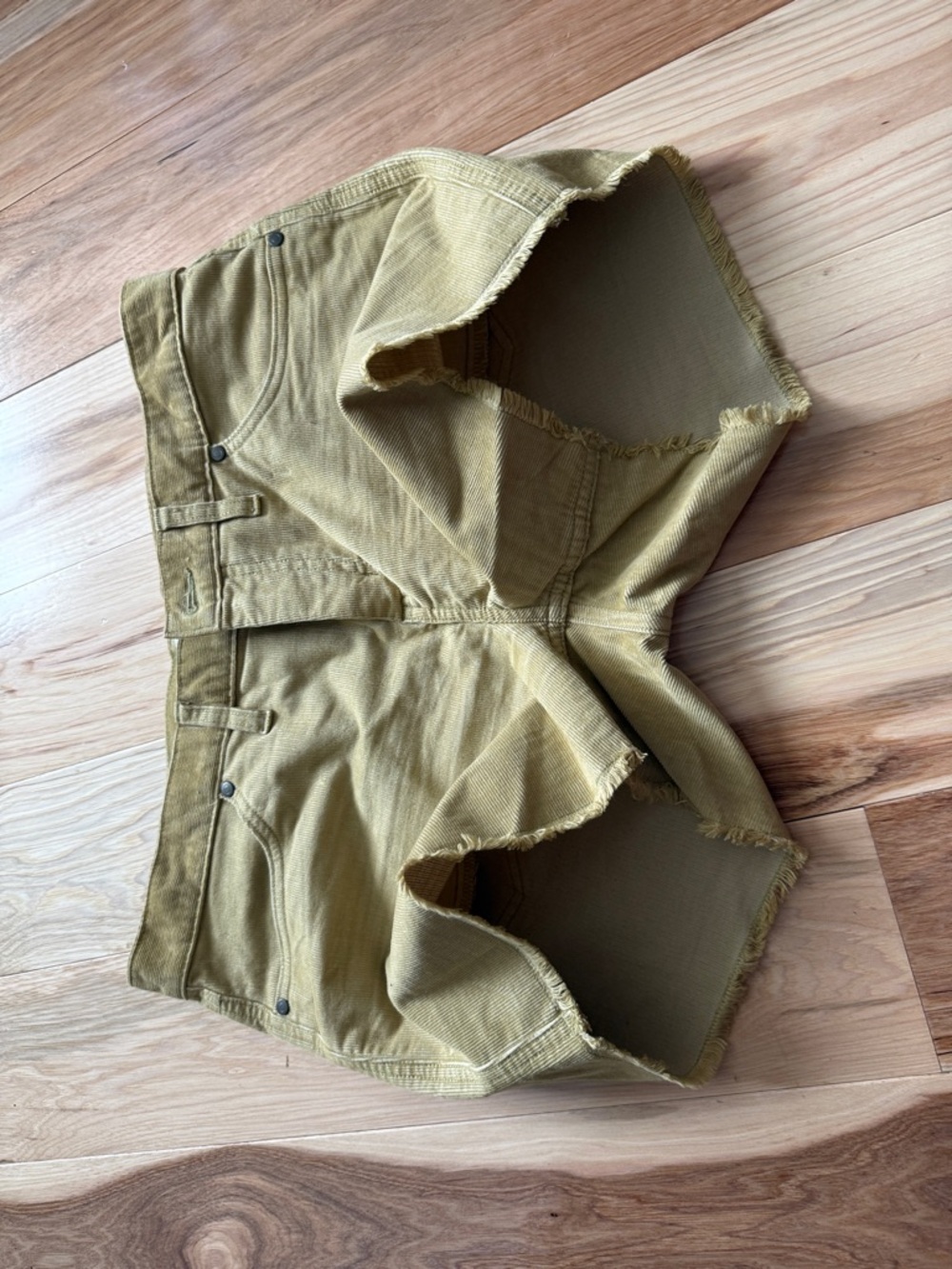 Carve Designs Olive Green Corduroy Waistband Shorts - Picture 6 of 7